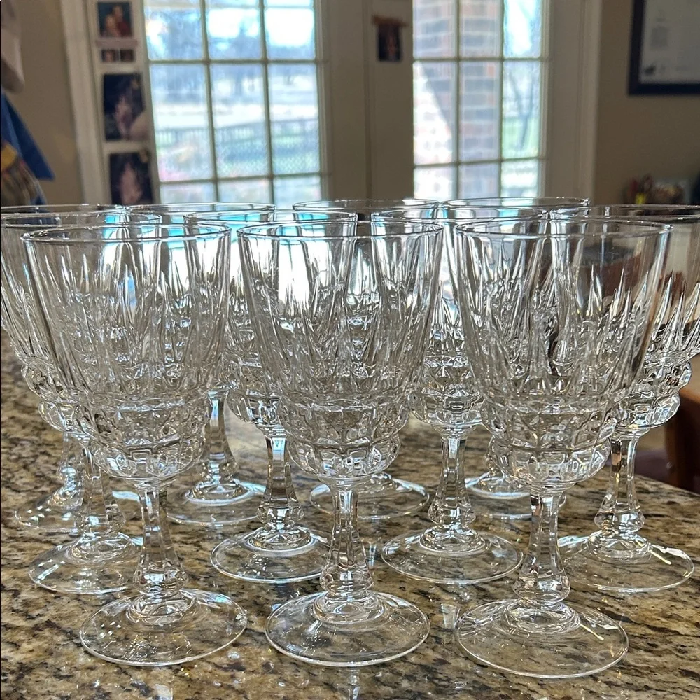 vintage Cristal d'Arques "Pompadour" pattern lead crystal wine glasses set of 11 - Picture 1 of 13